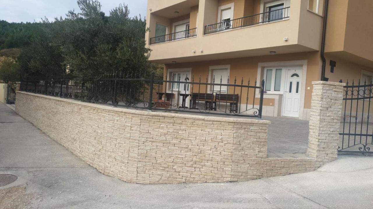Ferdo 2 Makarska Exterior foto